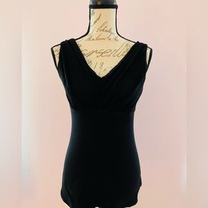 Women’s Express Elegant Black Sleeveless Top Size Small